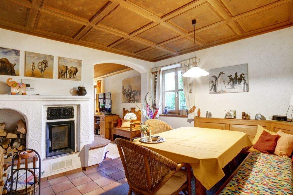 Immobilie in Bad Heilbrunn - Bayrische Gemütlickeit und Ruhe auf dem Land! Doppelhaushälfte in Bad Heilbrunn - Bild 2