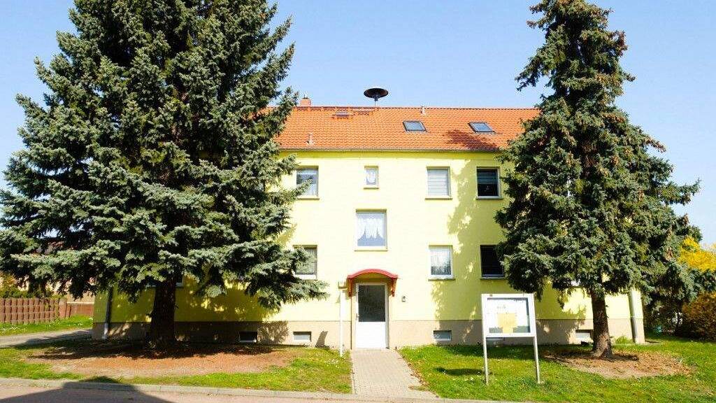 Wohnung zur Miete 275 € 2 Zimmer 36,7 m² frei ab 01.02.2027 Walther-Rathenau-Straße 12,14 Krumpa Braunsbedra OT Krumpa 06242