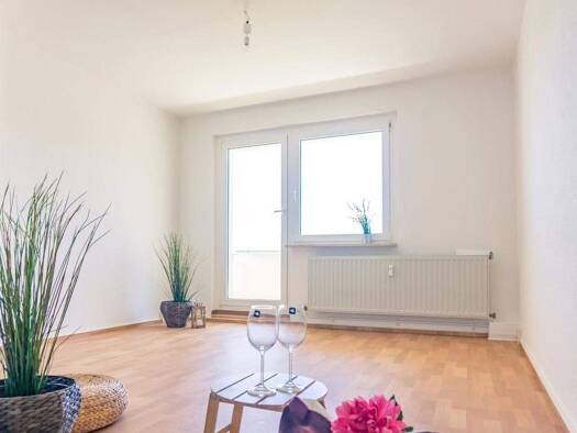 Wohnung zur Miete 345 € 3 Zimmer 55,1 m² 4. Geschoss frei ab 16.12.2025 Kurt-Schneider-Str. 52 Markersdorf Chemnitz 09122