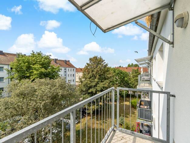 Wohnung zur Miete 445 € 3 Zimmer 59 m² EG frei ab sofort Paul-Suhr-Straße 46 Südstadt Halle (Saale) 06130