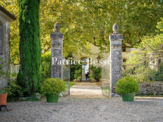 Villa zum Kauf 2.978.000 € 20 Zimmer 1.245 m² 113.722 m² Grundstück École primaire Scaliger-École maternelle Scaliger Agen 47000