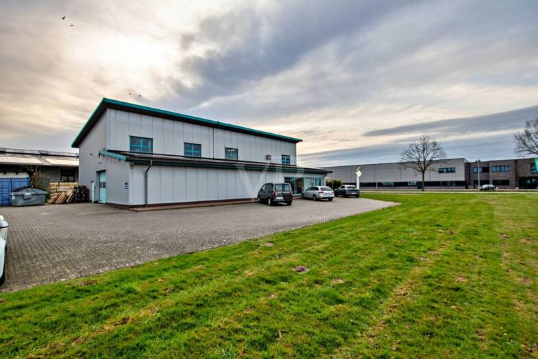 Lagerhalle zum Kauf 655.000 € 571,9 m² Lagerfläche Wildeshausen 27793