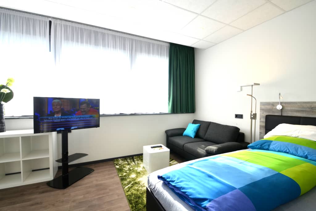 Wohnung zur Miete Wohnen auf Zeit 1.595 € 1 Zimmer 35 m²<br/>Wohnfläche 01.02.2025<br/>Verfügbarkeit Kaiserstraße Hochschule für Gestaltung Offenbach am Main 63065