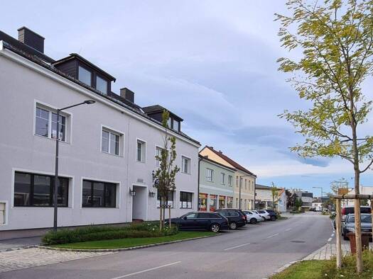 Gewerbeobjekt zum Kauf als Kapitalanlage geeignet 1.200.000 € 480 m² 523 m² Grundstück Leobersdorf 2544