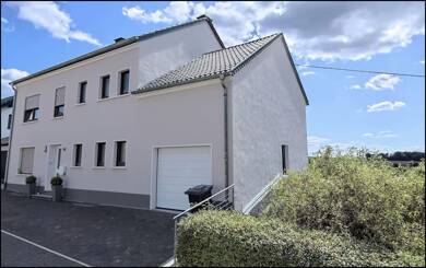 Einfamilienhaus zum Kauf 398.000 € 6 Zimmer 160 m² 1.390 m² Grundstück frei ab 01.07.2025 Freudenburg Freudenburg 54450