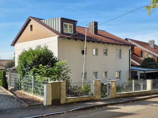 Mehrfamilienhaus zum Kauf 560.000 € 8 Zimmer 186 m² 546 m² Grundstück frei ab sofort Weidhausstraße 14 Kösching 85092