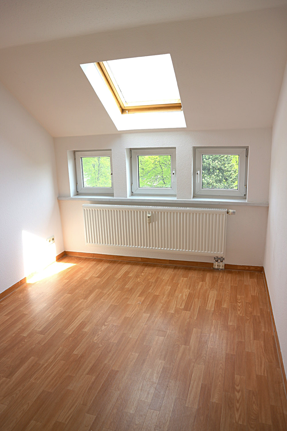 Wohnung zur Miete 295 € 2 Zimmer 47 m²<br/>Wohnfläche 3.<br/>Geschoss Yorckstraße 49 Sonnenberg 213 Chemnitz 09130