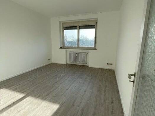 Wohnung zur Miete 635 € 2 Zimmer 51,7 m² 2. Geschoss frei ab 16.09.2026 Kopernikusstraße 44 Bilk Stadtbezirk 3 40223