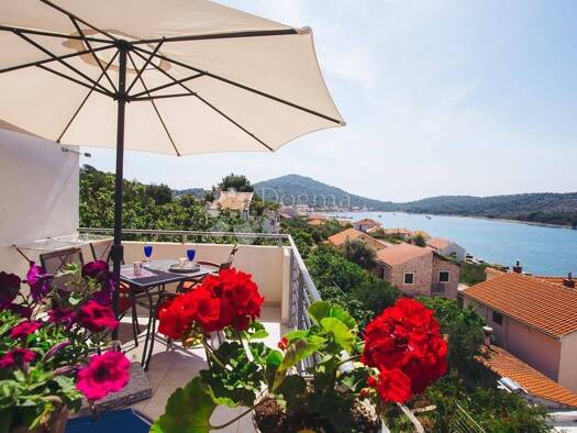 Einfamilienhaus zum Kauf 488.000 € 10 Zimmer 180 m² Kaprije, Šibenik - Okolica Šibenik 22000