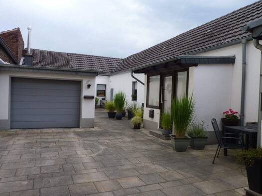 Einfamilienhaus zum Kauf 739.000 € 11 Zimmer 265 m² 1.001 m² Grundstück frei ab sofort Nievenheim Dormagen 41542