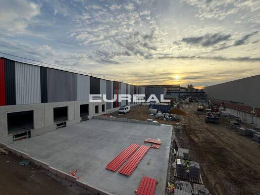 Lagerhalle zur Miete provisionsfrei 21.000 m² Lagerfläche teilbar ab 4.390 m² Bermensfeld Mülheim an der Ruhr 45475