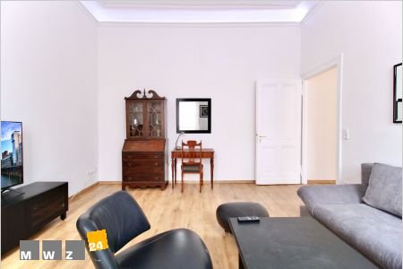 Wohnung zur Miete Wohnen auf Zeit 1.618 € 2 Zimmer 60 m²<br/>Wohnfläche 01.11.2024<br/>Verfügbarkeit Rath Düsseldorf 40477