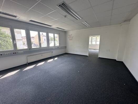 Bürofläche zur Miete 8,50 € 542,9 m² Bürofläche St. Pölten 3100