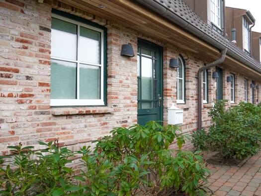 Reihenmittelhaus zum Kauf 1.049.000 € 4 Zimmer 110,4 m² 2.785 m² Grundstück Zur Eiche 40d Tinnum Sylt 25980