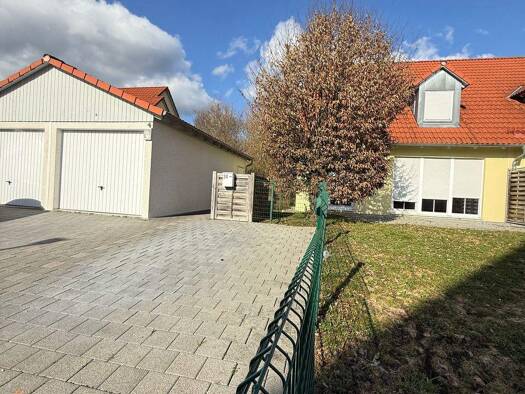 Doppelhaushälfte zur Miete 1.250 € 4 Zimmer 135 m² frei ab sofort Martin-Hassmann-Straße 24 Kulmain 95508