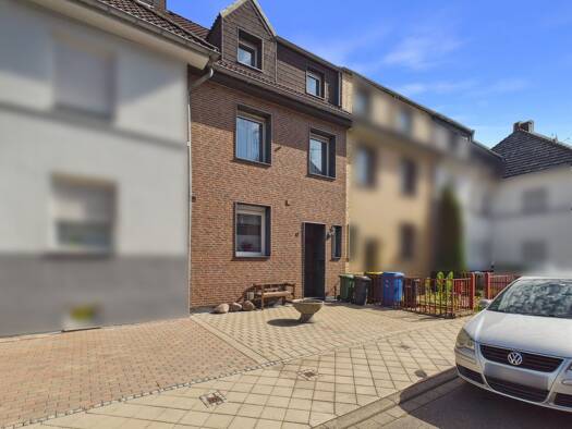 Reihenmittelhaus zum Kauf 219.000 € 6 Zimmer 114 m² 297 m² Grundstück Poststraße 12 Niederau Düren 52355
