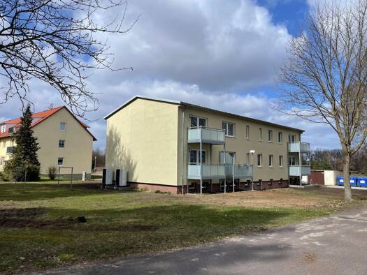 Wohnung zur Miete 720 € 3 Zimmer 72 m² Geschoss 1/1 frei ab 04.05.2026 Siedlung 6 A Dolle Burgstall 39517