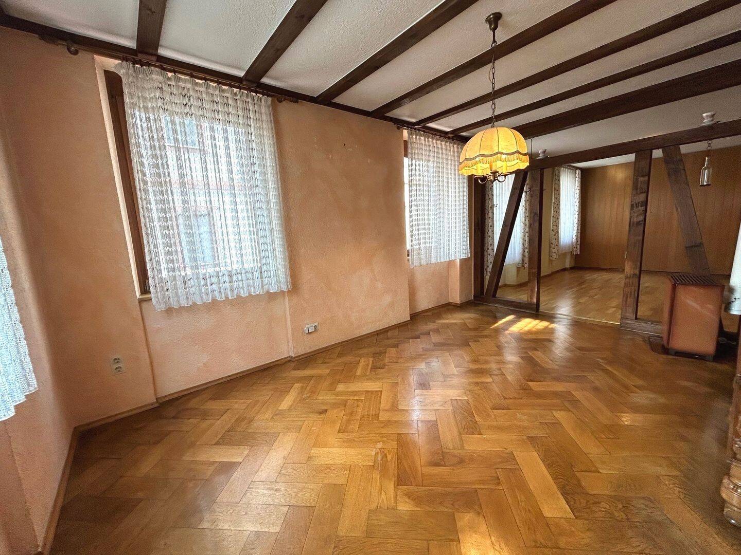 Einfamilienhaus zum Kauf - Mehr