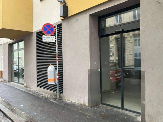 Laden zur Miete 13 € 647,4 m² Verkaufsfläche Floridsdorf 1210