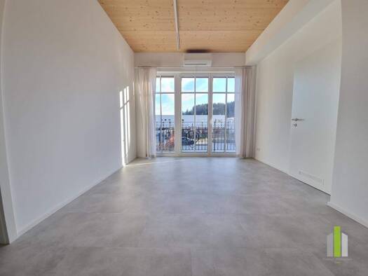 Bürogebäude zur Miete 3.450 € 5 Zimmer 295 m² Bürofläche Straßwalchen 5204