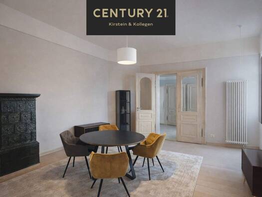 Wohnung zur Miete 1.290 € 5 Zimmer 171,3 m² 1. Geschoss frei ab 01.05.2026 Innenstadt Gera 07545