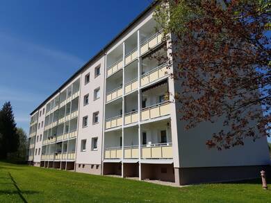 Wohnung zum Kauf 30.000 € 3 Zimmer 58,3 m² Dachgeschoss, 5. Geschoss frei ab sofort Zwickau 08064
