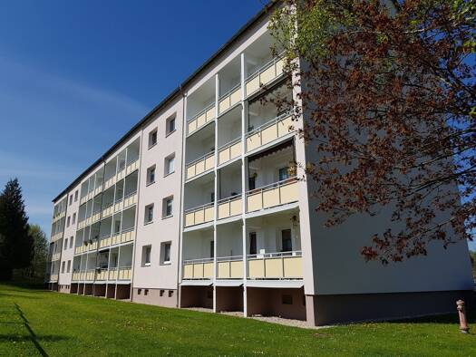 Wohnung zum Kauf 30.000 € 3 Zimmer 58,3 m² Dachgeschoss, 5. Geschoss frei ab sofort Zwickau 08064