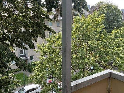 Wohnung zur Miete 566 € 2 Zimmer 48,9 m² 3. Geschoss frei ab 01.09.2026 Haeselerstraße 30 Mörsenbroich Düsseldorf 40470