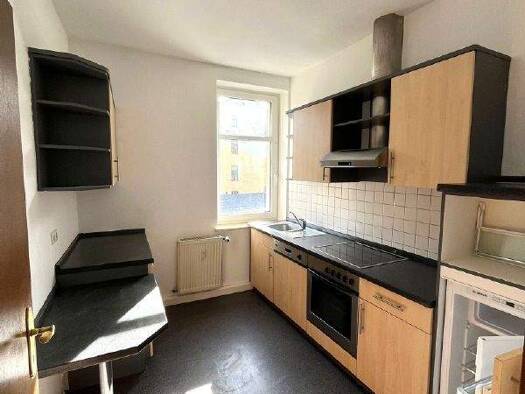 Wohnung zur Miete 360 € 2 Zimmer 65 m² 3. Geschoss Crimmitschau 08451