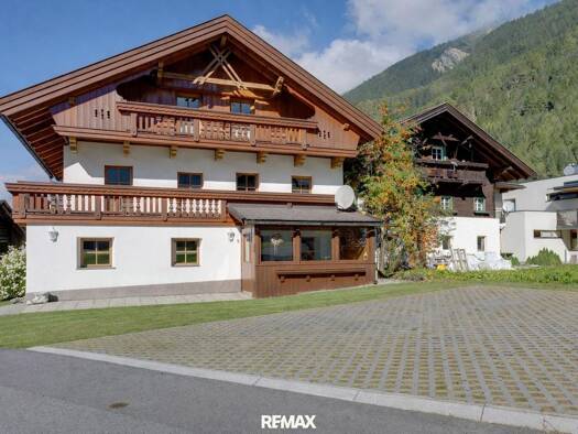 Mehrfamilienhaus zum Kauf 9 Zimmer 223 m² 401 m² Grundstück Gries 9 Gries 6444