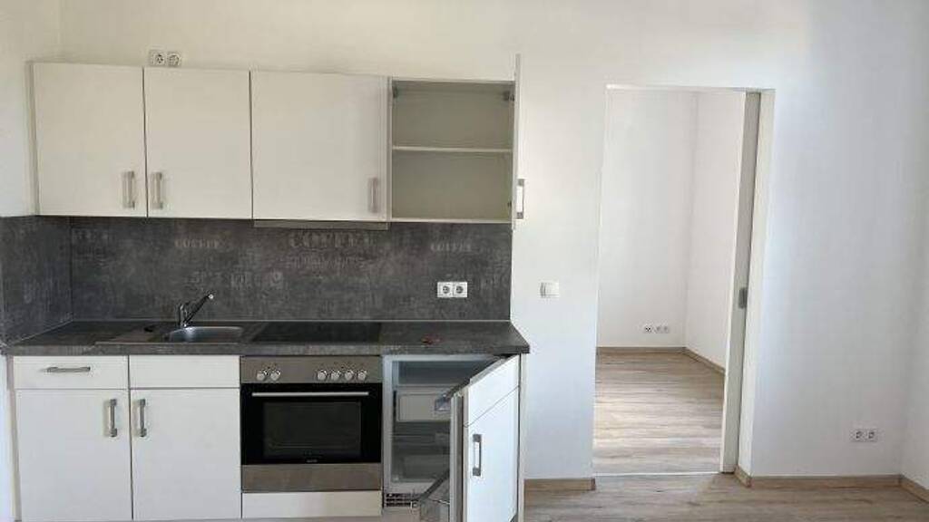 Wohnung zur Miete 380 € 2 Zimmer 30,9 m² 3. Geschoss frei ab 01.05.2026 Paracelsusstraße 14 Paulusviertel Halle (Saale) 06114