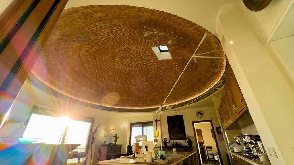 Haus zum Kauf 798.000 € 6 Zimmer 204 m² 19.370 m² Grundstück Narbolia 09070