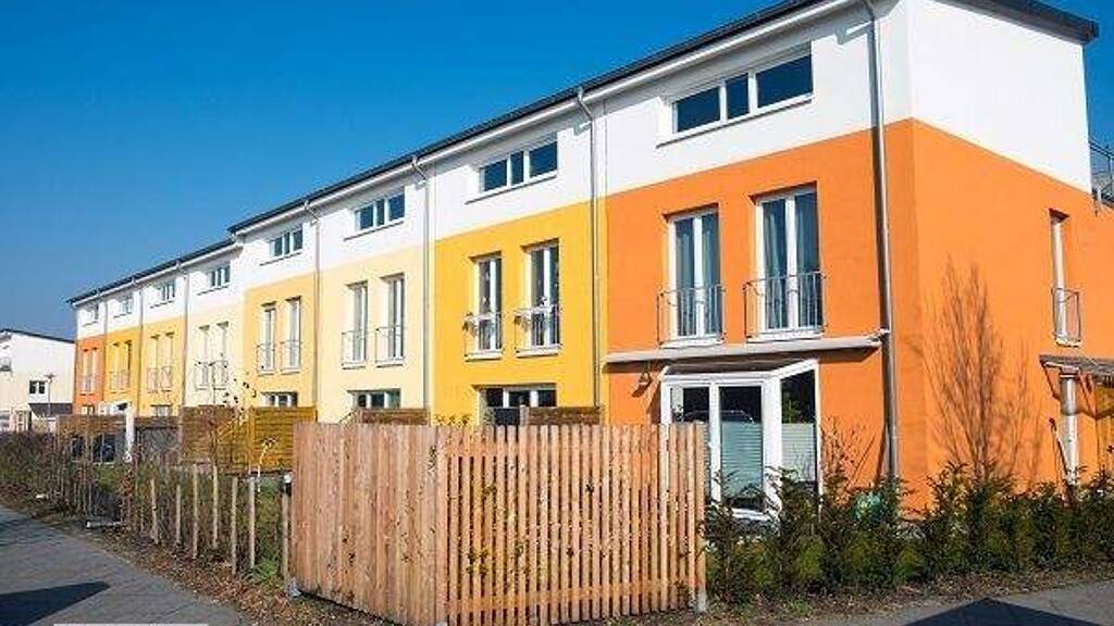 Doppelhaushälfte zum Kauf 163.000 € 4 Zimmer 99 m² 408 m² Grundstück Lüssum-Bockhorn Bremen 28777