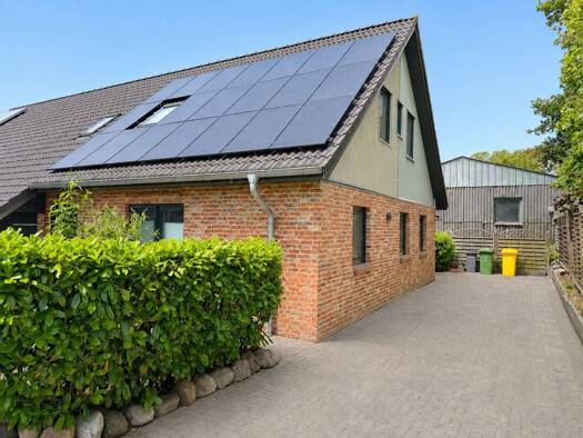 Doppelhaushälfte zum Kauf 329.000 € 5 Zimmer 112 m² 280 m² Grundstück Rantrum 25873