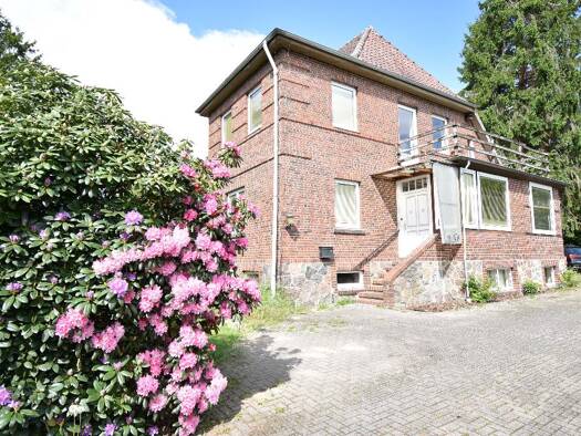 Haus zum Kauf 250.000 € 6 Zimmer 200 m² 3.791 m² Grundstück Himbergen Himbergen 29584