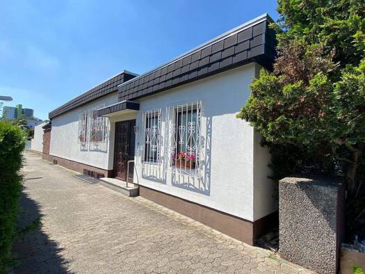 Mehrfamilienhaus zum Kauf 8 Zimmer 259 m² 279 m² Grundstück Pfingstweide Ludwigshafen am Rhein 67069