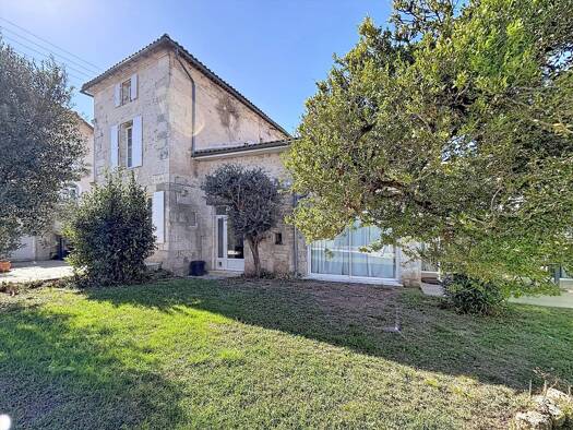 Haus zum Kauf 398.000 € 220 m² 550 m² Grundstück Ma Campagne-Petit Fresquet Angoulême 16000