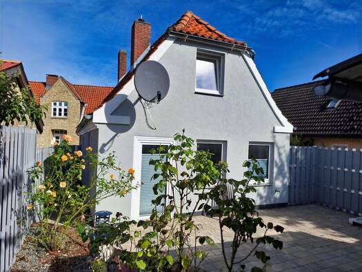 Einfamilienhaus zum Kauf 143.000 € 4 Zimmer 80 m² 152 m² Grundstück Heide 25746