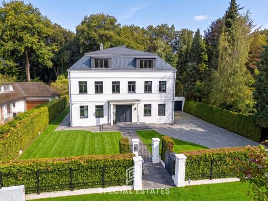Villa zur Miete 12.000 € 10 Zimmer 543 m² 1.505 m² Grundstück Wellingsbüttel Hamburg 22391