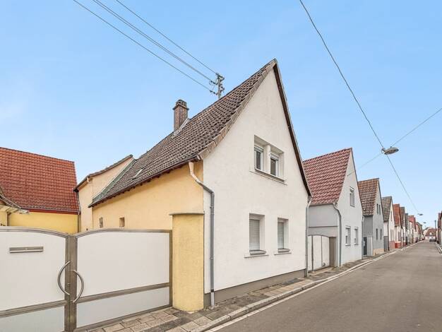 Mehrfamilienhaus zum Kauf 384.000 € 7 Zimmer 209,3 m² 205 m² Grundstück Rheingönheim Ludwigshafen am Rhein 67067