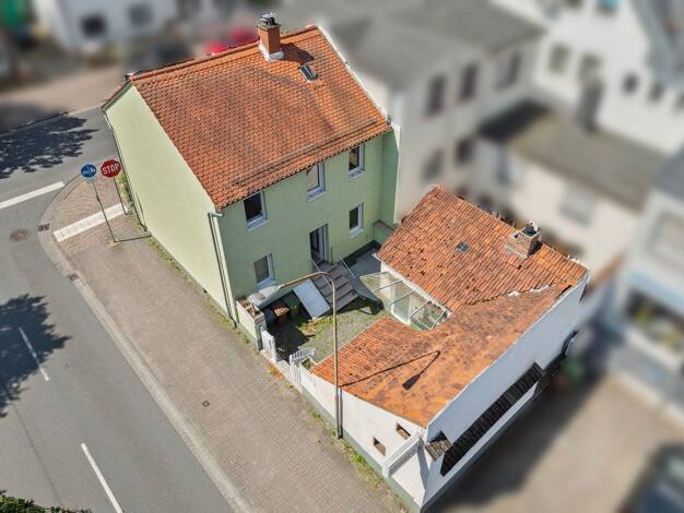 Einfamilienhaus zum Kauf 349.000 € 4 Zimmer 80 m² 131 m² Grundstück Maintal 63477