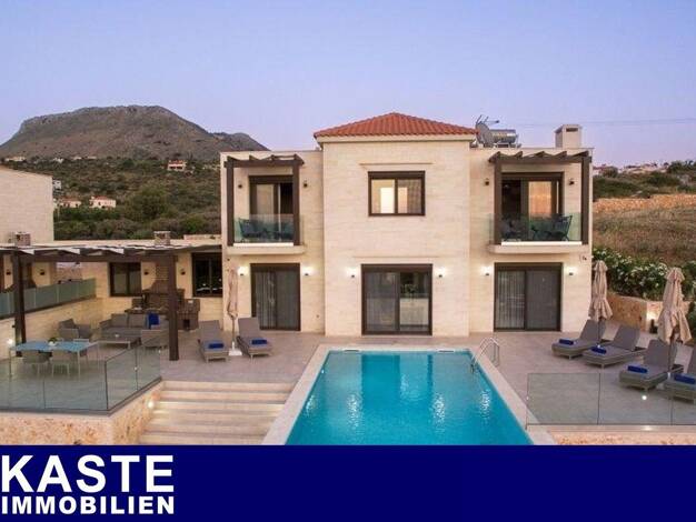 Villa zum Kauf 950.000 € 8 Zimmer 203 m² 3.800 m² Grundstück Municipality of Milos