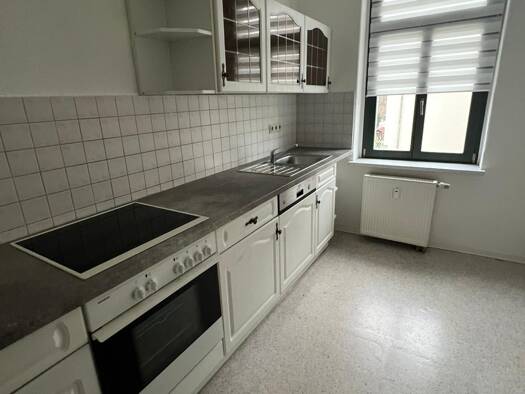 Wohnung zur Miete 285 € 2 Zimmer 51,9 m² 1. Geschoss frei ab sofort Zeitz 06712