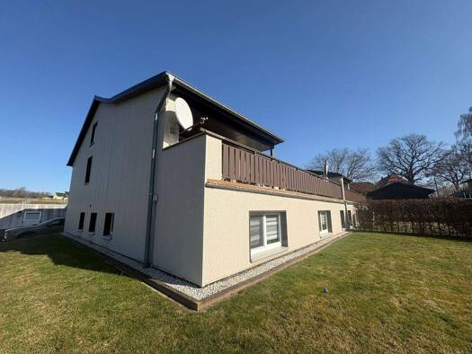 Doppelhaushälfte zum Kauf 189.000 € 5 Zimmer 104 m² 567 m² Grundstück Königsfeld Königsfeld 09306