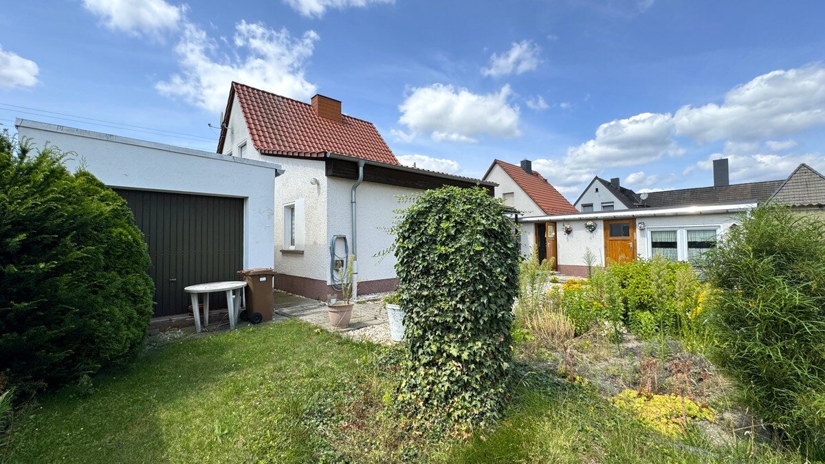 Haus zum Kauf 175.000 € 7 Zimmer 153 m²<br/>Wohnfläche 694 m²<br/>Grundstück Raguhn Raguhn 06779