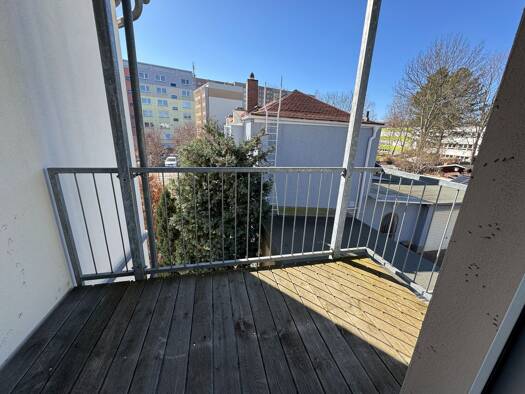 Wohnung zur Miete 365 € 2 Zimmer 61,4 m² 1. Geschoss frei ab 01.09.2026 Ernst-Grube-Straße 55 Niederplanitz Zwickau 08062