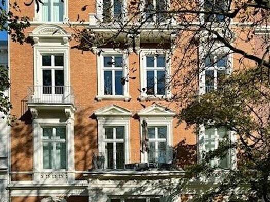 Stadthaus zur Miete 21.728 € 90 Zimmer 1.358 m² 658 m² Grundstück frei ab 01.12.2026 Rotherbaum Hamburg 20148