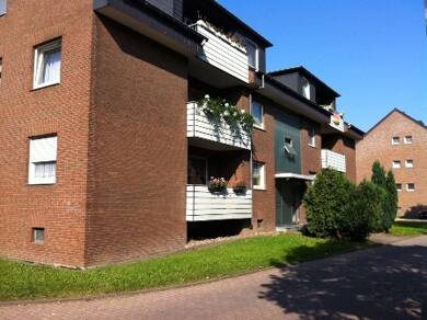 Wohnung zur Miete nur mit Wohnberechtigungsschein 430 € 3,5 Zimmer 82 m² Dachgeschoss, 2. Geschoss Luwenstraße 5 Overbruch Duisburg 47178