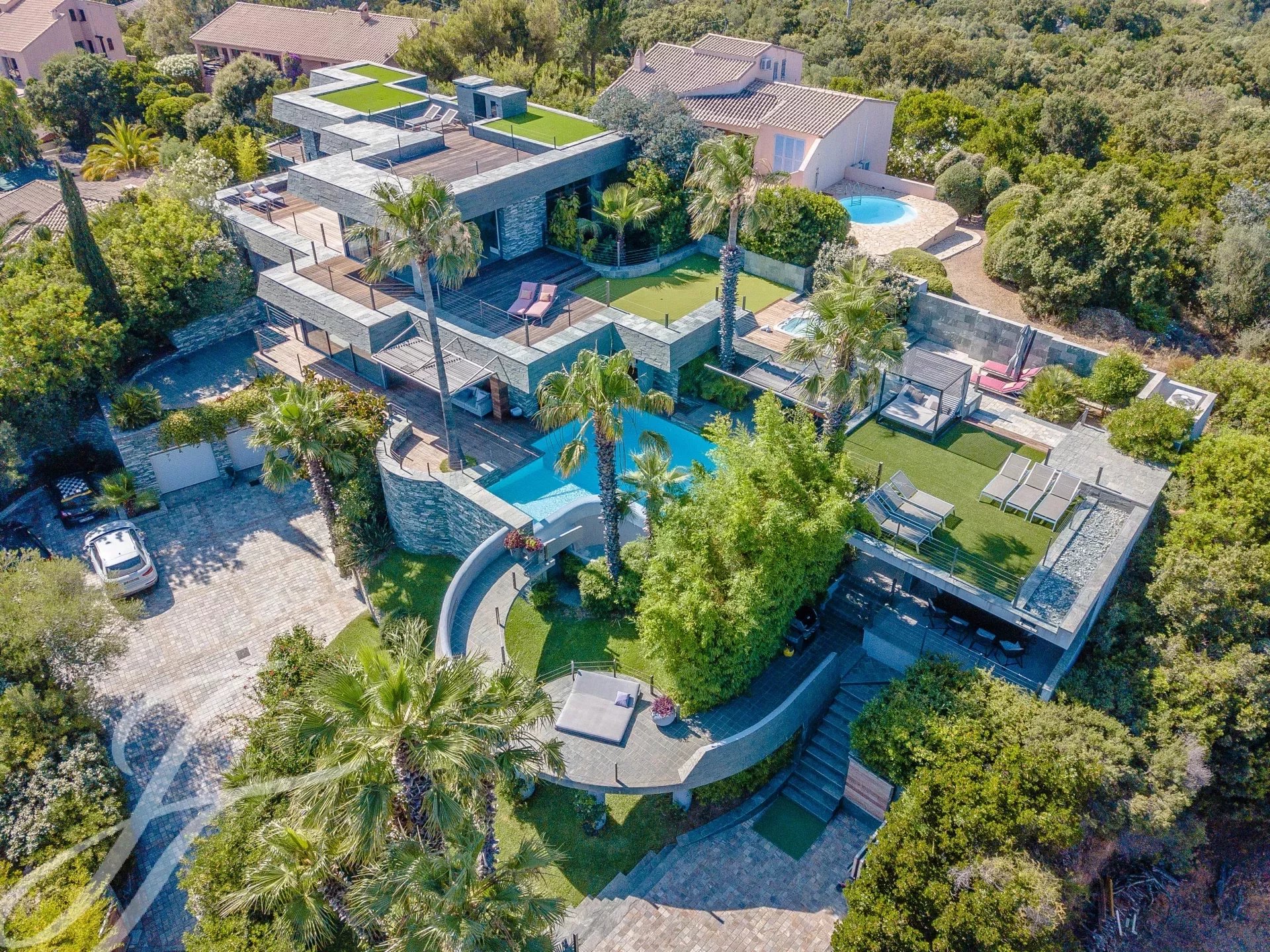 Einfamilienhaus zum Kauf provisionsfrei 4.520.000 € 7 Zimmer 370 m²<br/>Wohnfläche Zone Périphérique Sainte-Lucie-de-Porto-Vecchio 20144