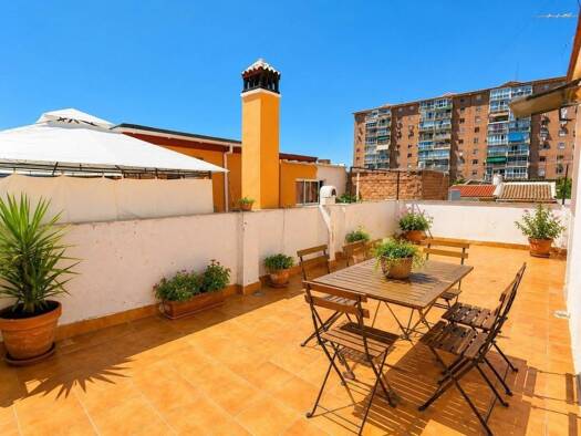 Chalet zum Kauf 495.000 € 5 Zimmer 230 m² Málaga 29011